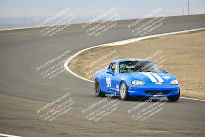 media/Jan-26-2025-CalClub SCCA (Sun) [[cfcea7df88]]/Group 4/Race/